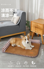 The Cat and Dog House Uses Large Straw MATS, Cat Beds, Ice Beds, Semi-disassembled and Washed Bamboo Mat MATS Pet Ice Pad