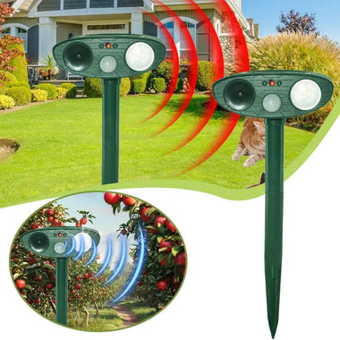 Outdoors Ultrasonic Pet Dog Cat Garden Deterants Upgrade Solar Power Repellers Rechargeable For Animal Dog Raccoon Squirrel Deer